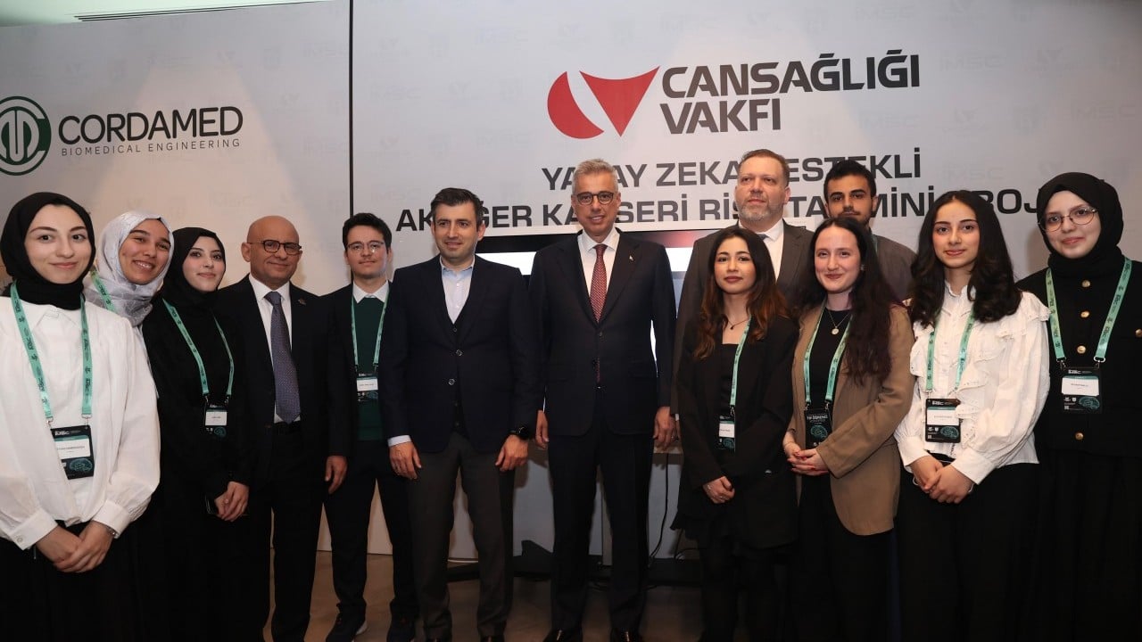 Foto - Sağlık Bakanı Prof. Dr. Kemal Memişoğlu, 2. Cansağlığı Uluslararası Tıp Öğrenci Kongresi'nde...