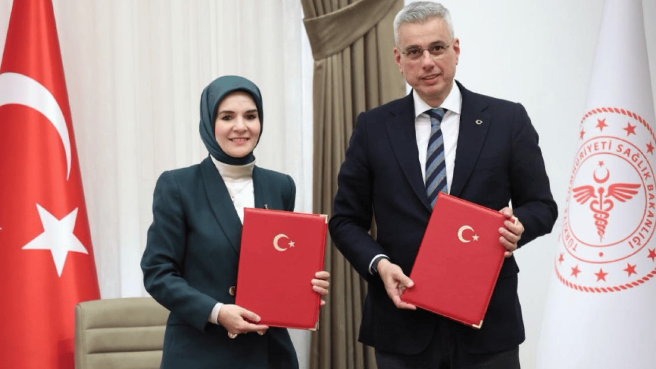 Foto - Sağlık Bakanlığı ile Aile ve Sosyal Hizmetler Bakanlığı arasında iş birliği protokolü imzalandı...