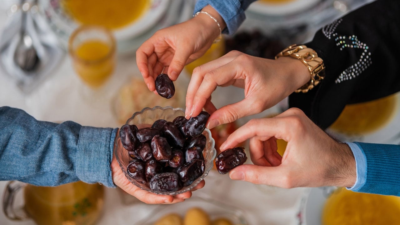 Sağlık Bakanlığı tek tek açıkladı! İftarda bunu yapan yandı