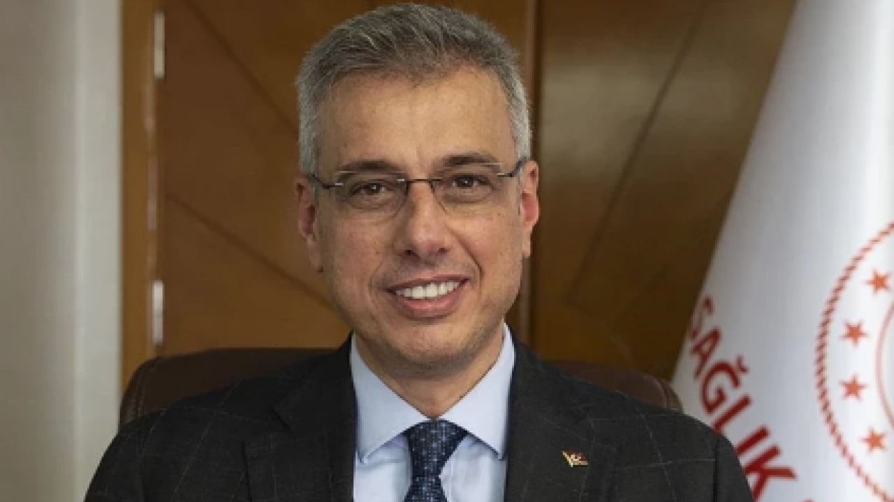 Sağlık Bakanlığı'ndan İran'a ikinci etap insani yardım amaçlı tıbbi malzeme gönderildi!