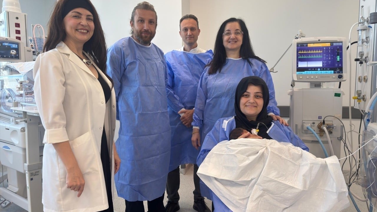 Foto - Sağlıklı olarak dünyaya geldi Anne karnında ameliyatla hayata tutundu