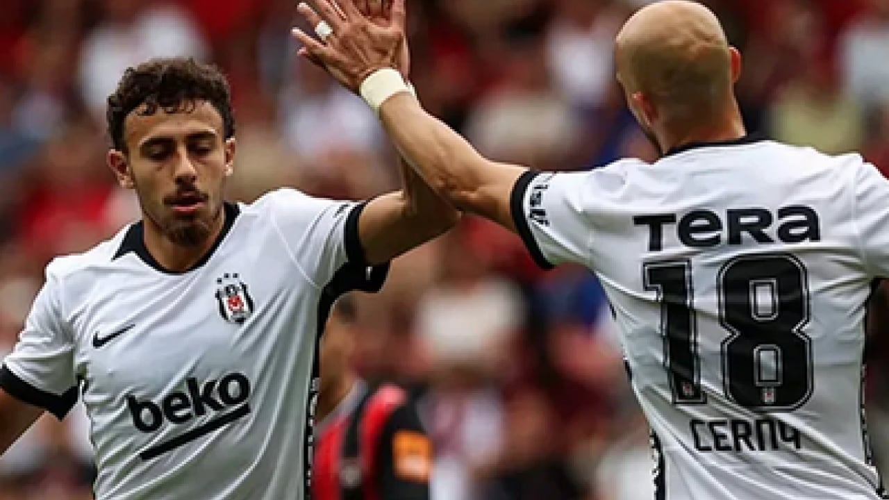 Foto - Sahada %75 topa sahip olan takım: Beşiktaş uzay takımına doğru! Salah+Trossard gelirse ne olur?