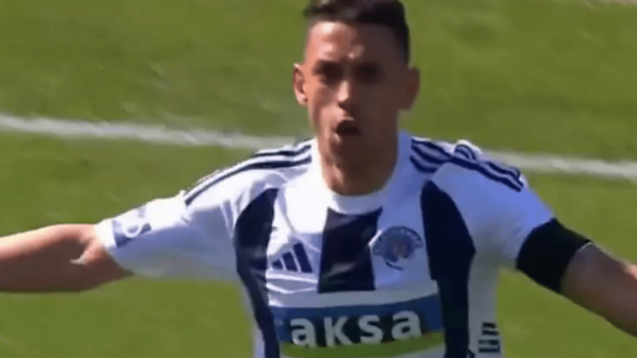 Foto - Sahalarda ender görülen bir gol: İran Can Kahveci kornerden avladı!