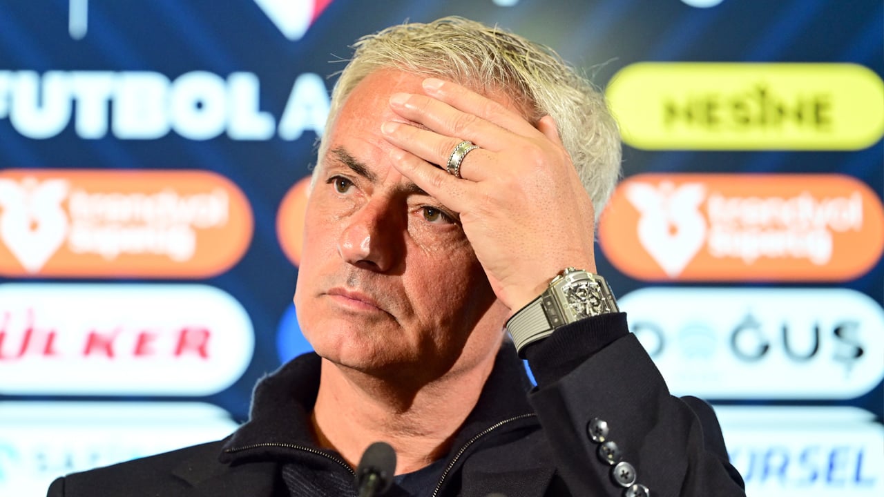 Foto - Sahaya sürecek o ismi üstelik... Mourinho'nun gözü Trabzonspor'da