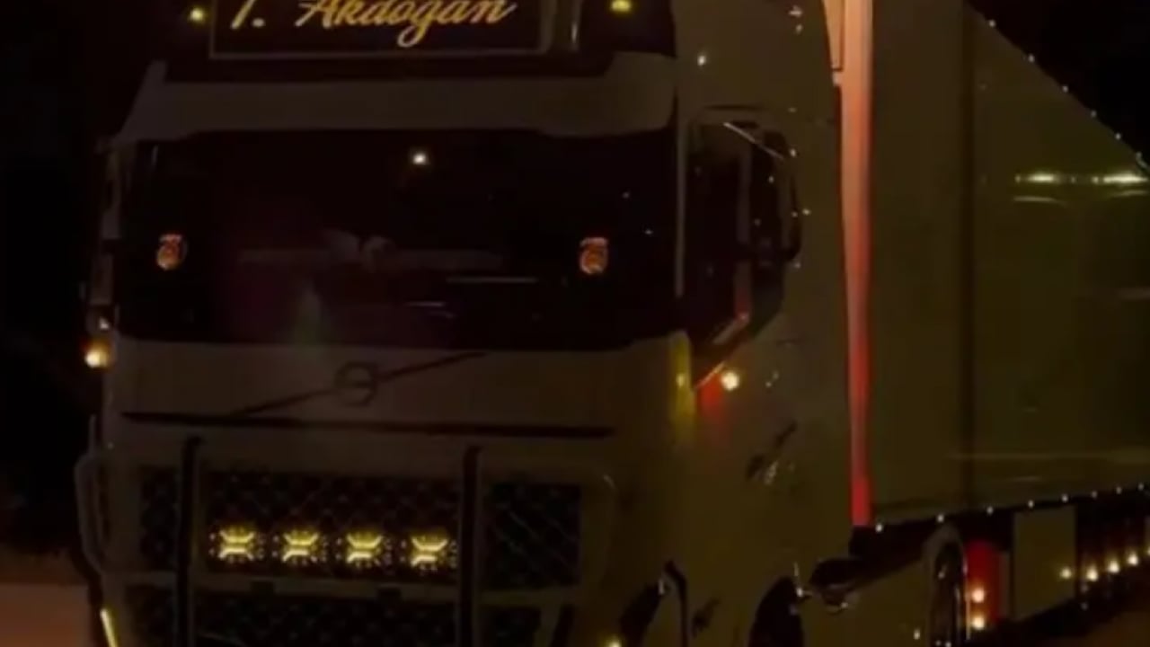 Foto - Sahip olduğu tırlarla şov yapıyordu: Sosyal medya ünlüsü iflas etti!