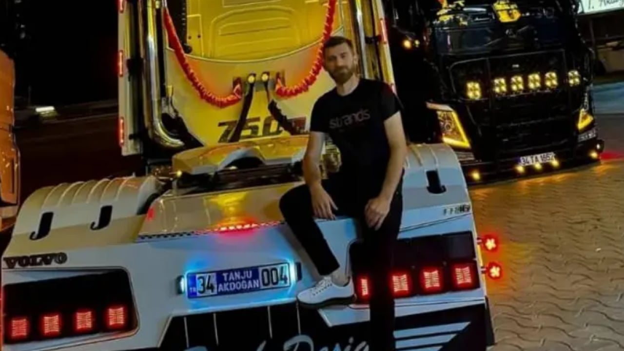 Foto - Sahip olduğu tırlarla şov yapıyordu: Sosyal medya ünlüsü iflas etti!