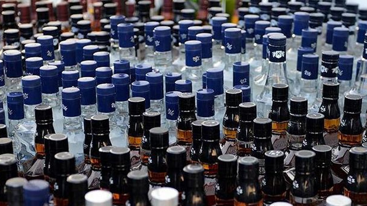 Foto - Sahte içki: Alkol hakkında 'doğru bilinen yanlışlar'! Akıl sağlığını bozuyor... Sahte içki operasyonu devam ediyor