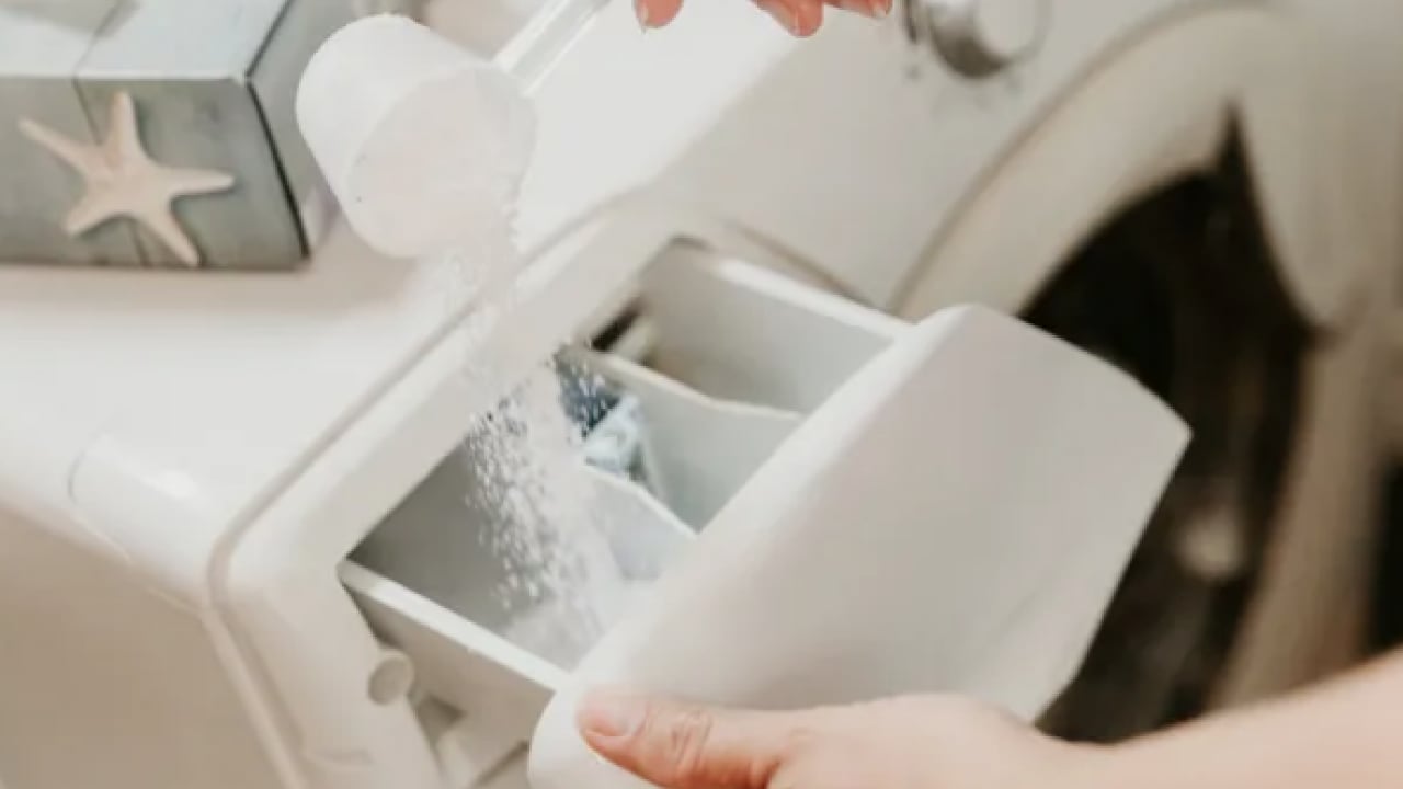 Foto - Şaka değil gerçek! Yıllardır hata mı yapmışız: Çamaşır makinesinin o gözü aslında bakın ne işe yarıyor