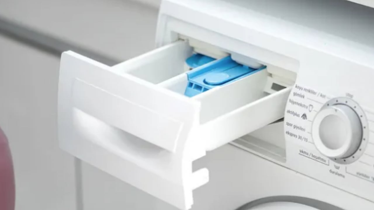 Foto - Şaka değil gerçek! Yıllardır hata mı yapmışız: Çamaşır makinesinin o gözü aslında bakın ne işe yarıyor