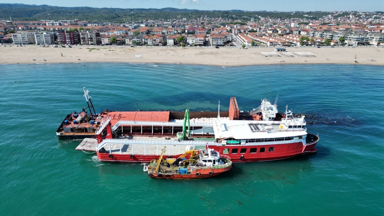 Foto - Sakarya'da dev gemiyi kurtarma operasyonu