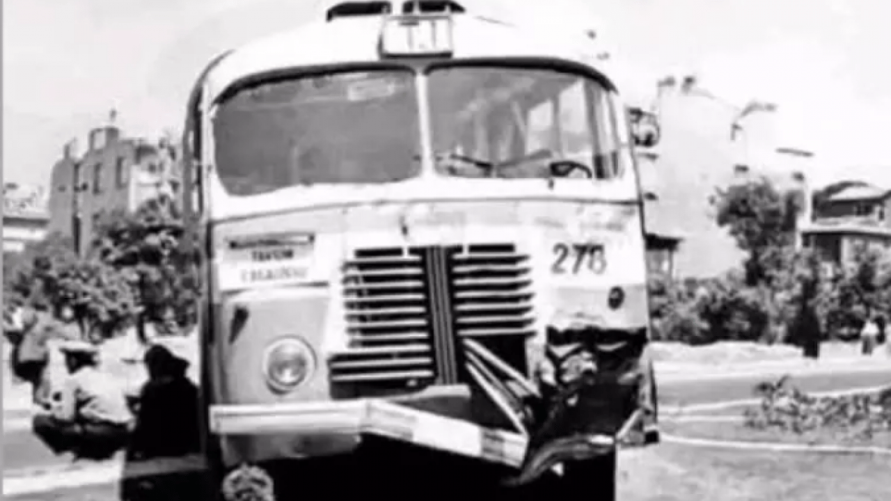 Foto - Sakarya'da korkunç kaza: 26 yolcu eriyerek öldü!