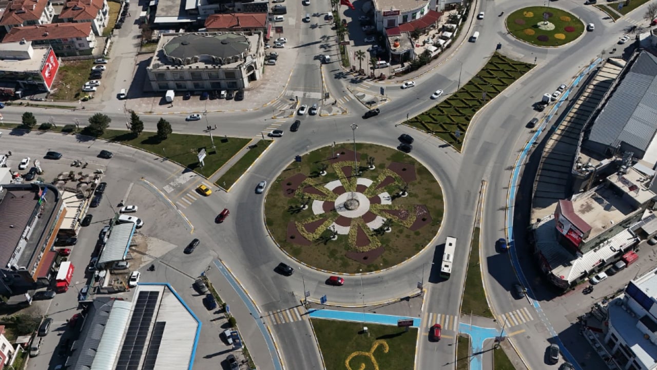 Foto - Sakarya’da trafik sorununa çifte çözüm geliyor! Tramvay Hattı için geri sayım başladı