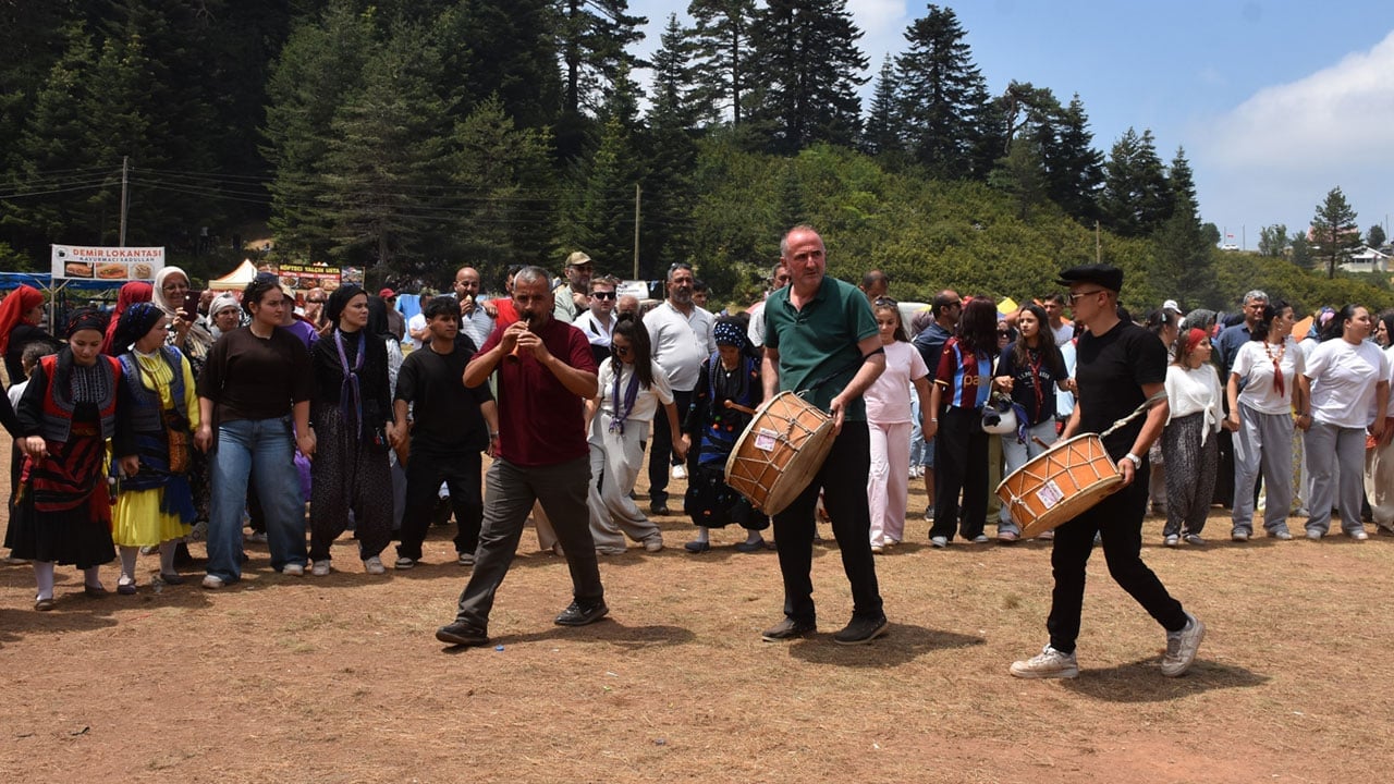 Foto - Sakarya’nın zirvesinde 88 yıllık gelenek: Bize her yer Trabzon!