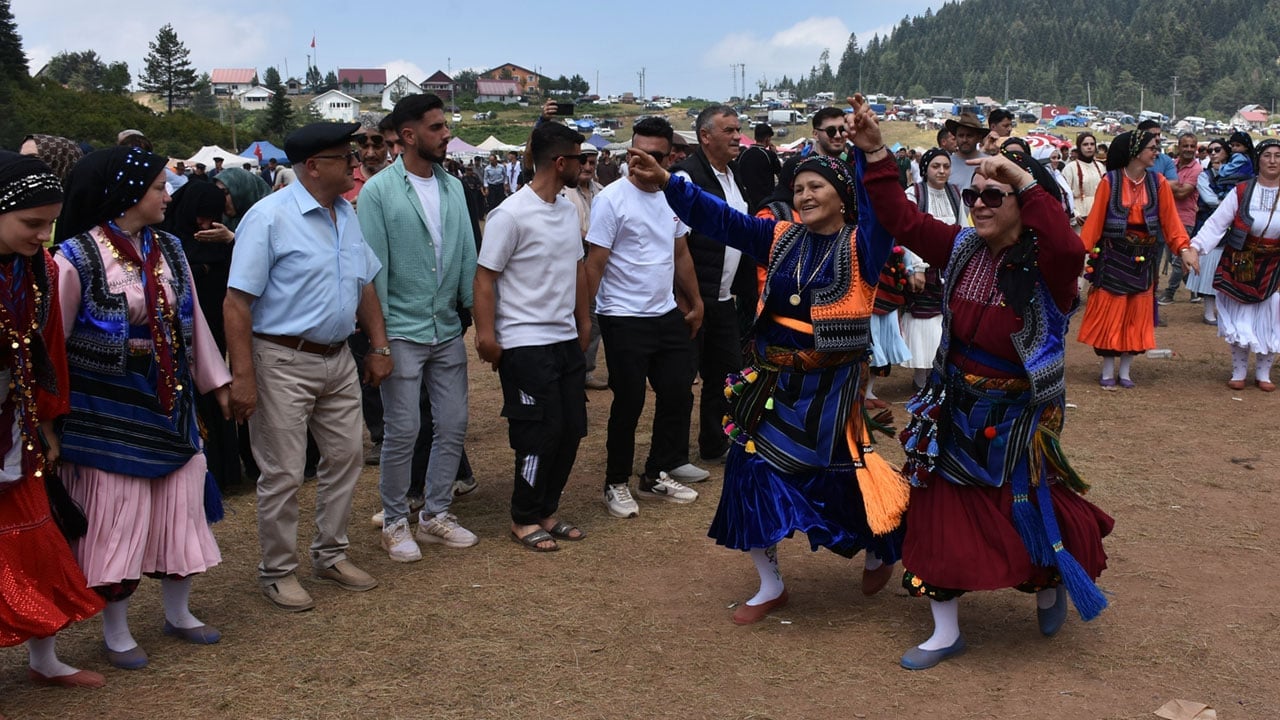 Foto - Sakarya’nın zirvesinde 88 yıllık gelenek: Bize her yer Trabzon!