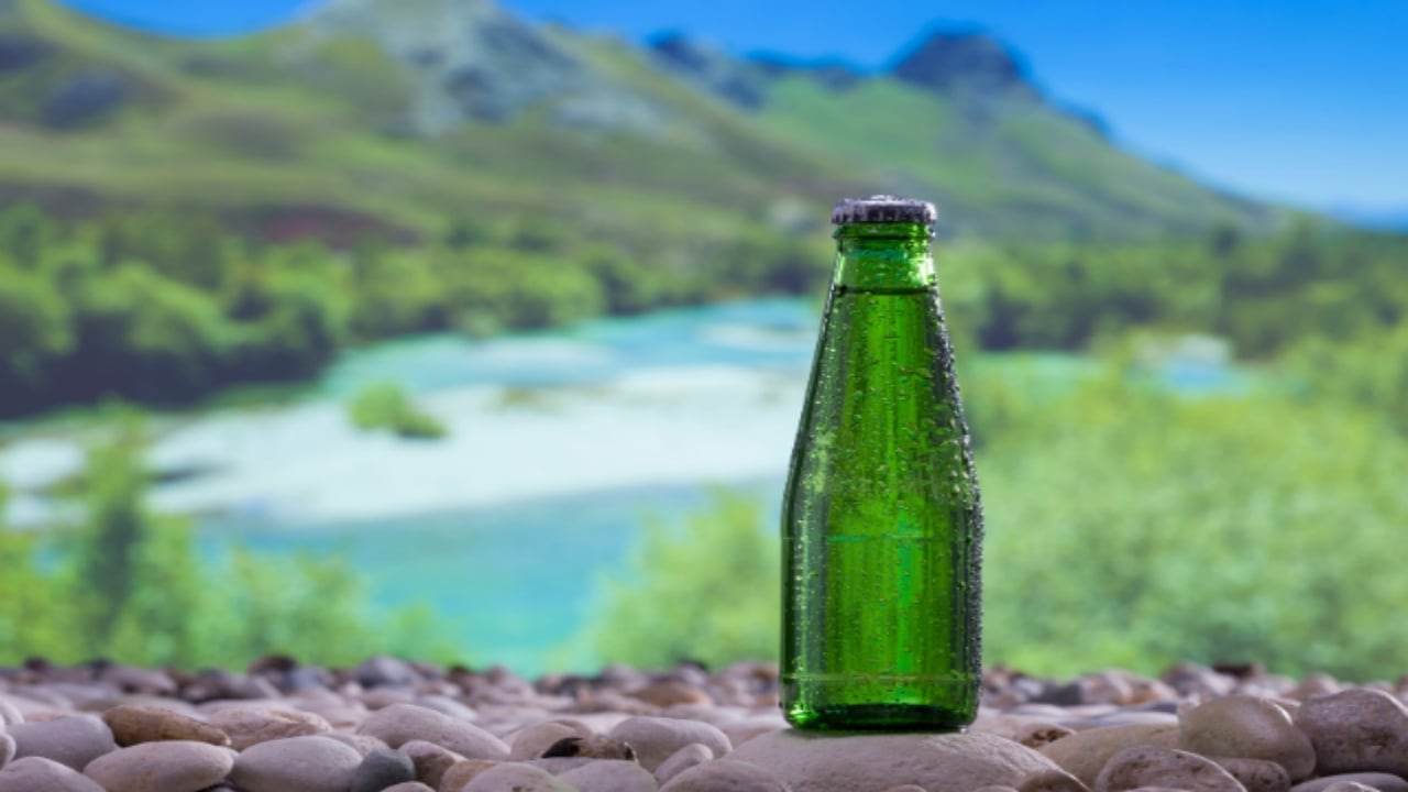 Foto - Sakın içmeyin! Cam parçası çıkan ünlü maden suyu, piyasadan çekiliyor