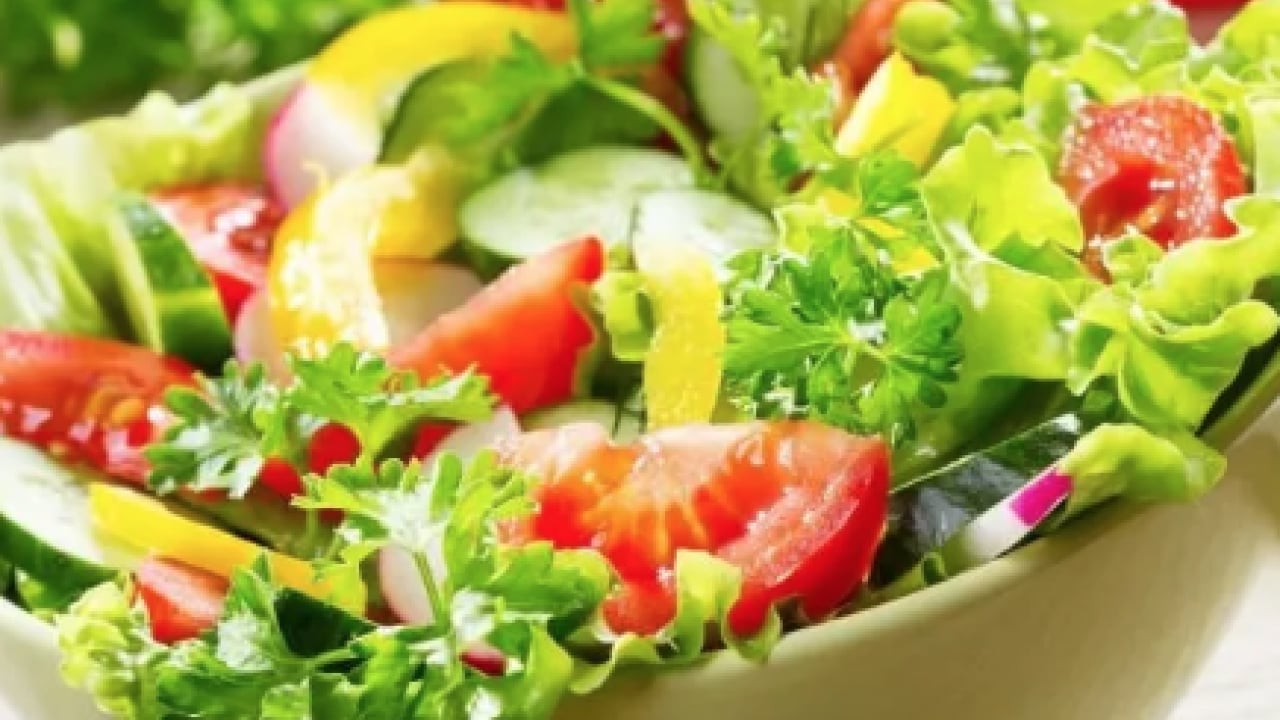 Foto - Salataya 1 kaşık gezdirmek yetiyor: Bilim dünyasının 'ikinci beyin' olarak adlandırdığı...