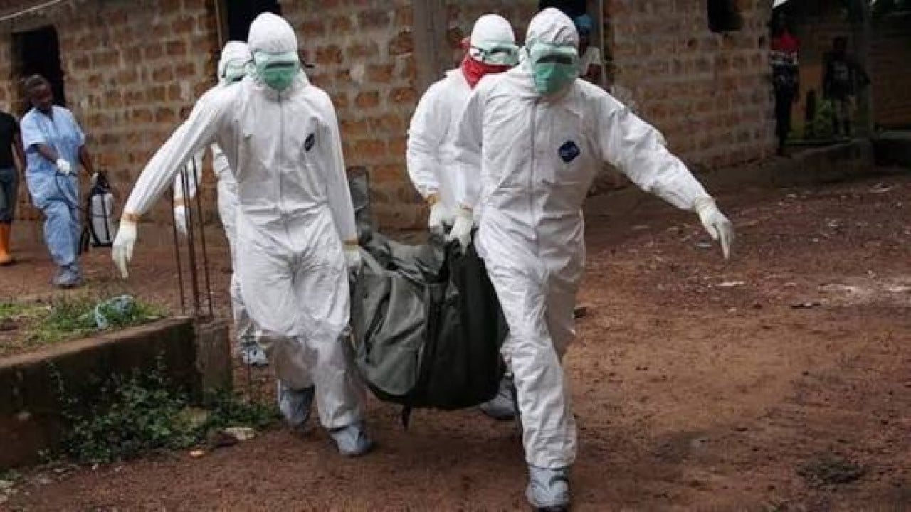 Foto - Salgın dünyayı tehdit ediyor Ebola savaşçıları grevde