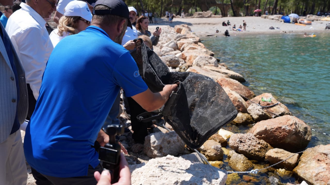 Foto - Samed Ağırbaş: Plastik Kirliliğine Karşı Yeni Bir Seferberlik Başlatıyoruz