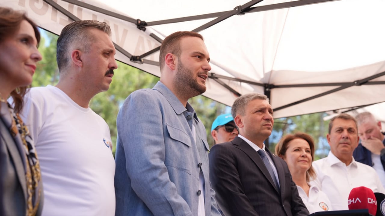 Foto - Samed Ağırbaş: Plastik Kirliliğine Karşı Yeni Bir Seferberlik Başlatıyoruz