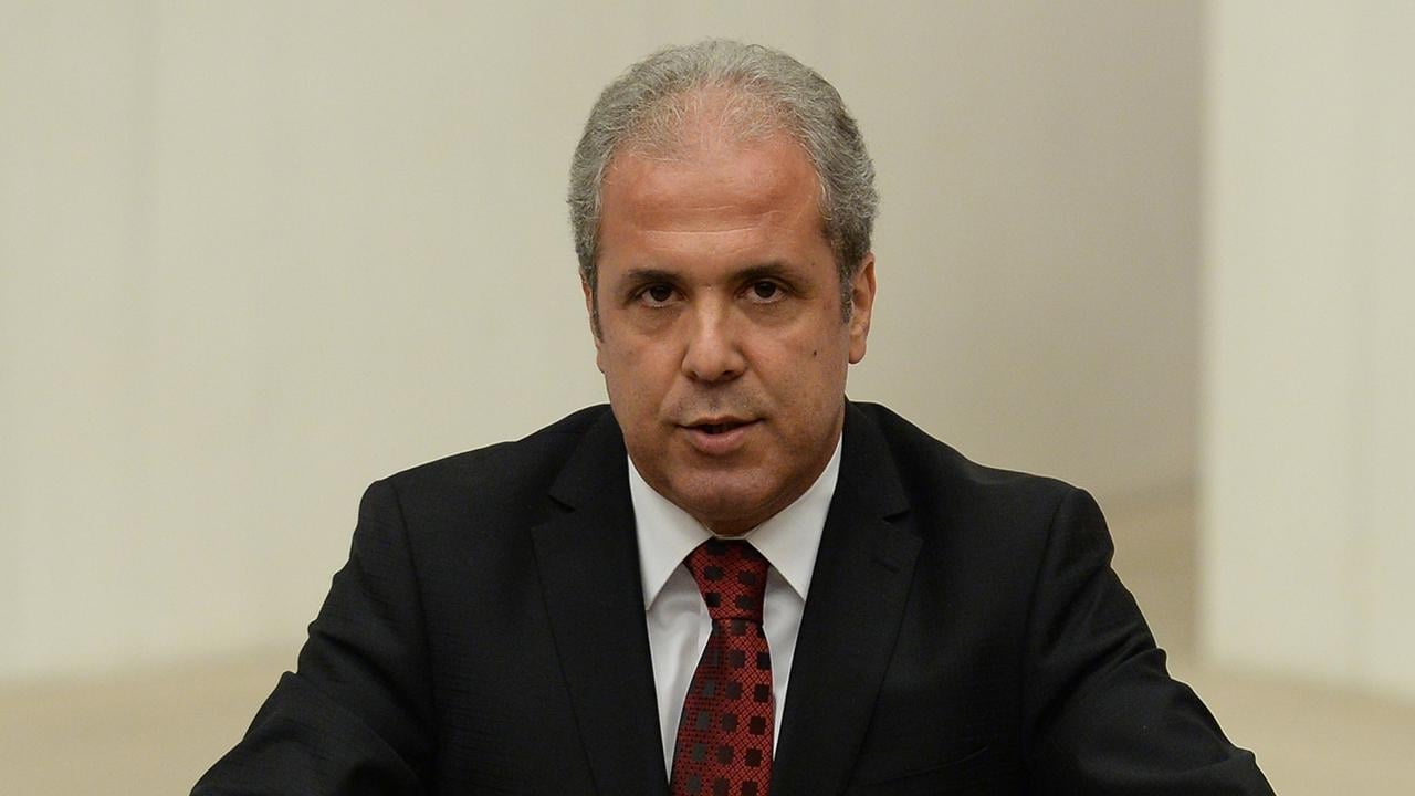 Foto - Şamil Tayyar 'Partiye ciddi zarar veriyor' diyerek çağrı yaptı: Onurlu bir şekilde görevi bırakmalı