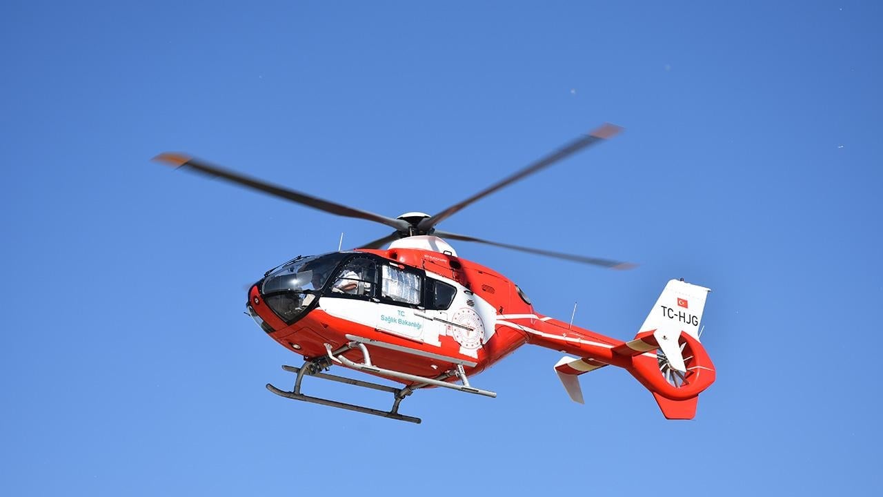 Foto - Samsun’dan İstanbul’a nakil Ambulans helikopter sınırları zorluyor
