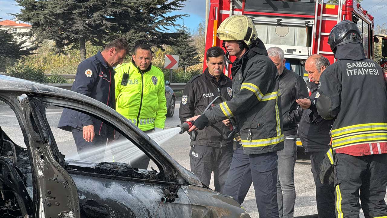Foto - Samsunsporlu futbolcu Musaba'nın ölümden döndü! Kullandığı araç kül oldu