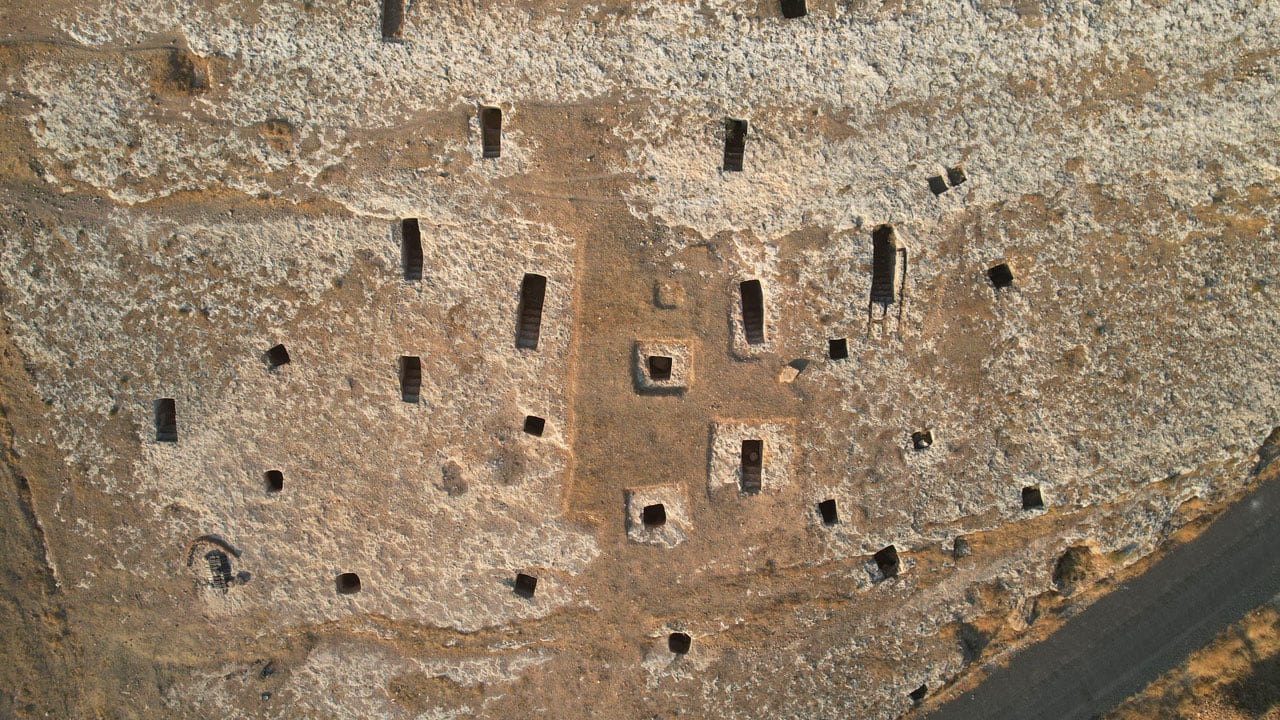 Foto - Şanlıurfa’da 3 bin yıllık keşif! Soğmatar Antik Kenti’nde kamusal yapı ortaya çıkarıldı