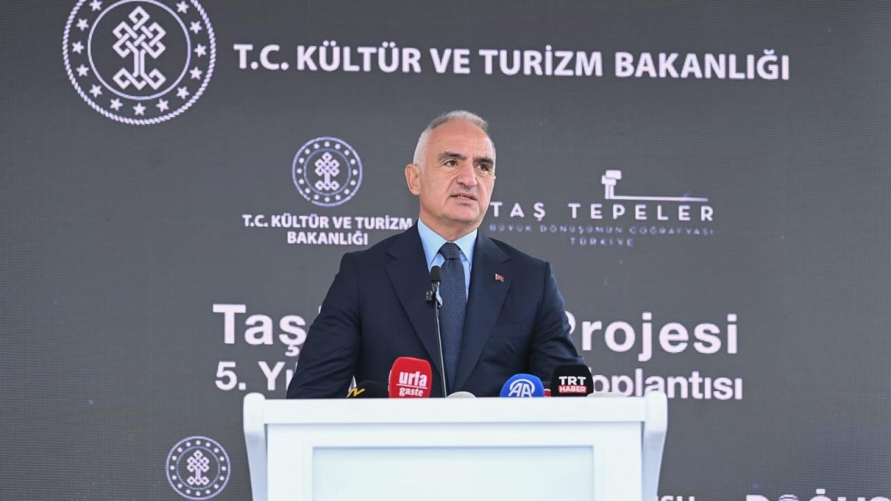 Foto - Şanlıurfa’da tarih resmen fışkırdı: Ağzı dikili "ölüm yüzü" heykeli bilim dünyasını heyecanlandırdı