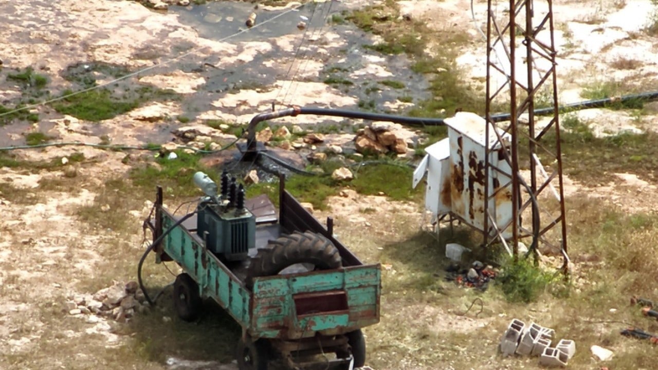 Foto - Şanlıurfa'daki tarlalardan bakın ne fışkırıyor: Size yazıklar olsun