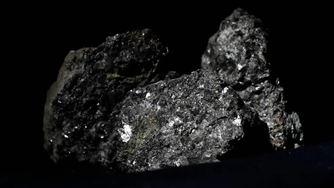 Foto - Şans yüzlerine güldü! Dev lityum yatağı buldular