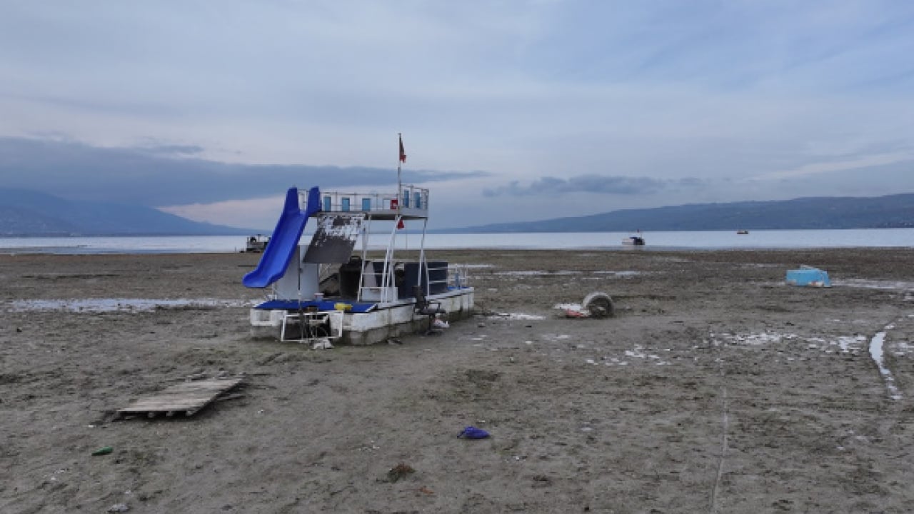 Foto - Sapanca Gölü’ne can suyu: Yağışlar seviyeyi 8 santimetre yükseltti