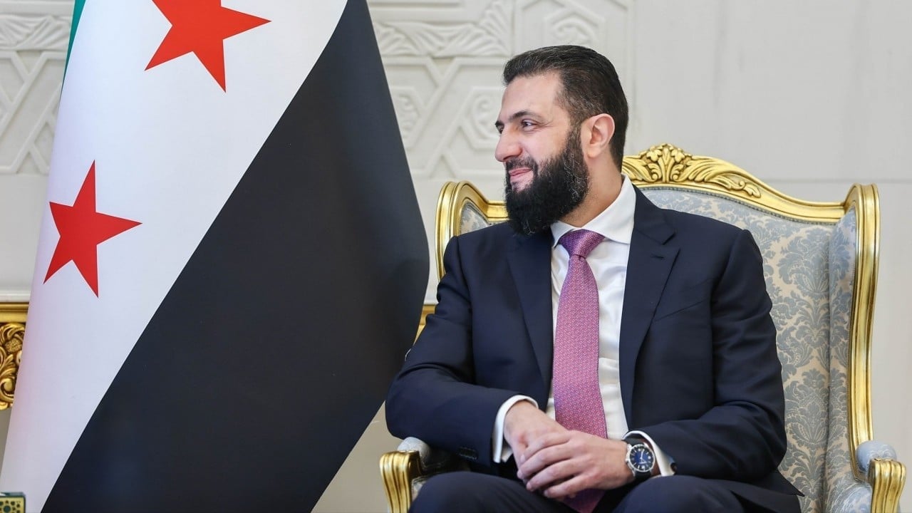 Foto - Şara görüşmesine damga vurdu! Macron’dan bir garip imaj