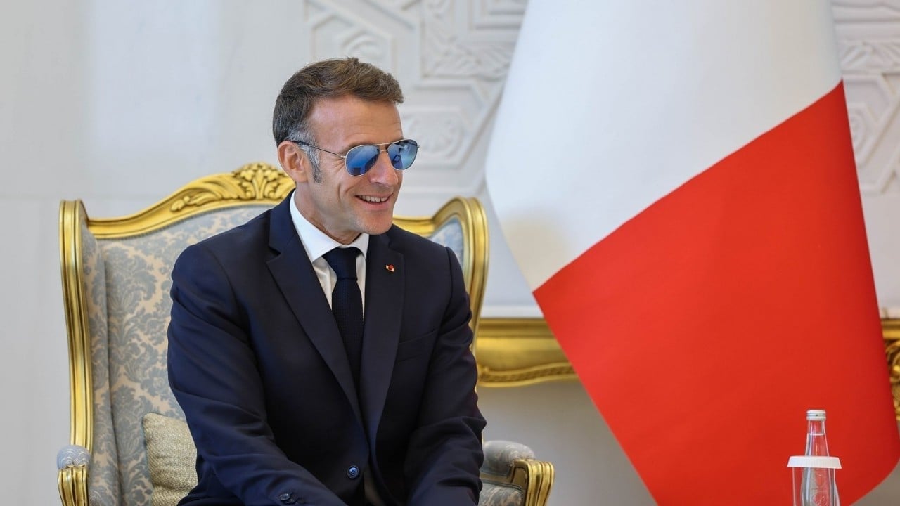 Foto - Şara görüşmesine damga vurdu! Macron’dan bir garip imaj