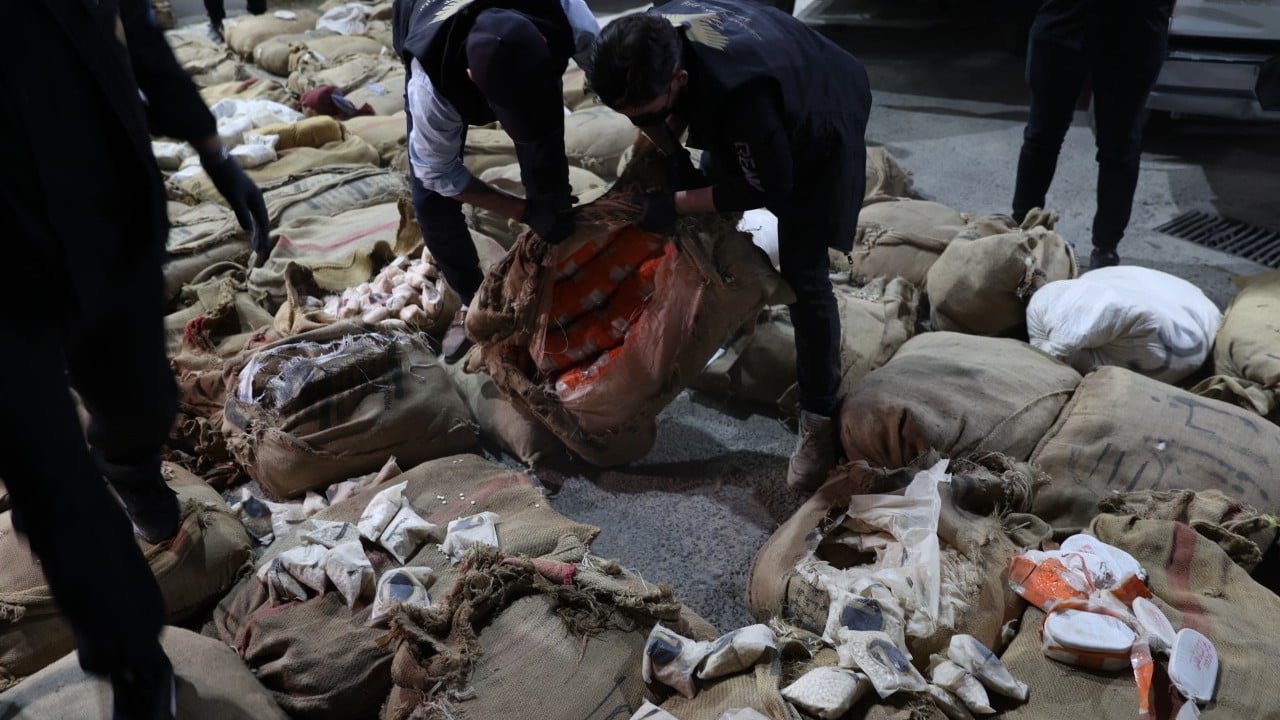 Foto - Şara hükümeti şebekeyi çökertti! Tam 12 milyon tane...