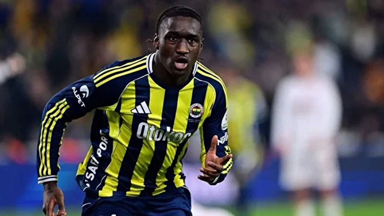 Foto - Saran'ın kanalından bomba hamle: Yıldız futbolcuyu sildiler!