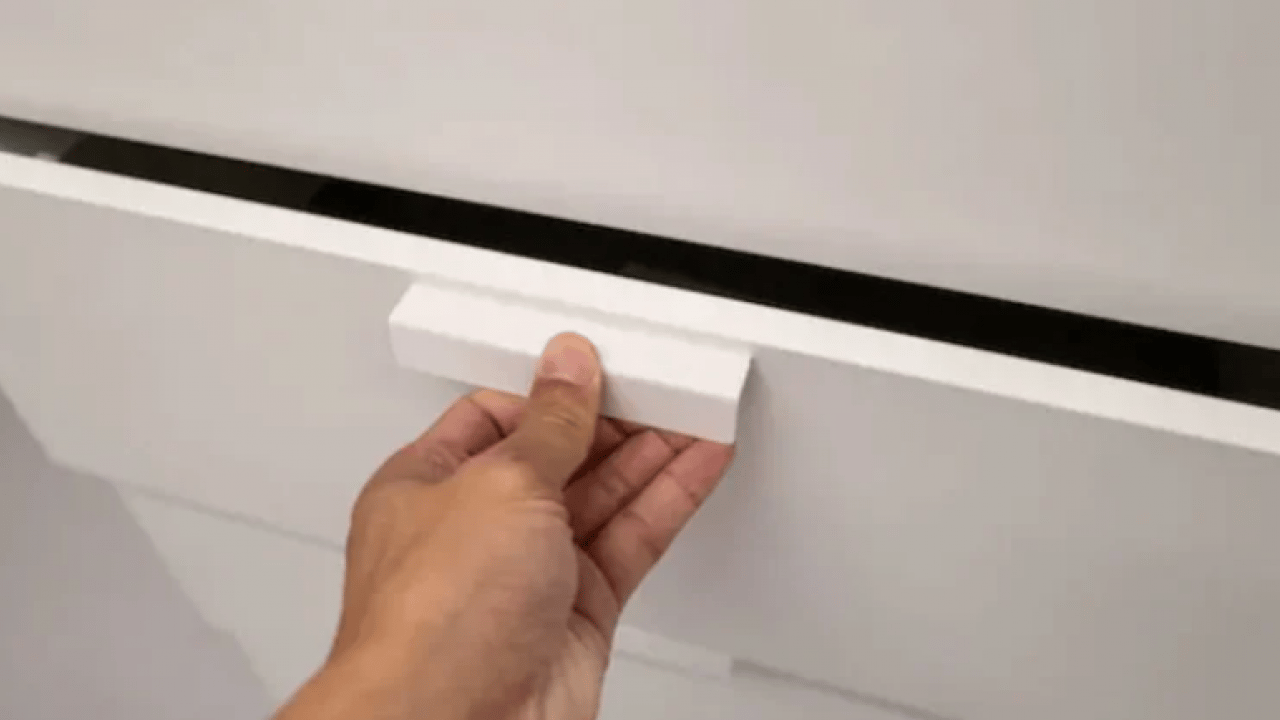 Sararan kulpları beyazlatmanın en kolay yolu! Çamaşır suyu bile hafif kalır!