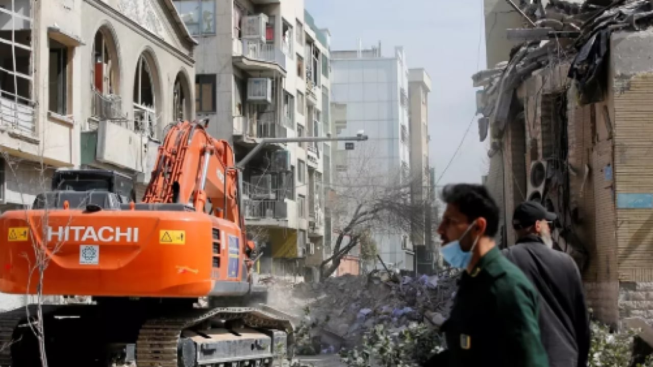 Foto - Sarı Şeytan ve yandaşı Tahran’da sivilleri katletti! Küresel haydutların kirli savaşı: 6 günde başkentte taş taş üstünde kalmadı