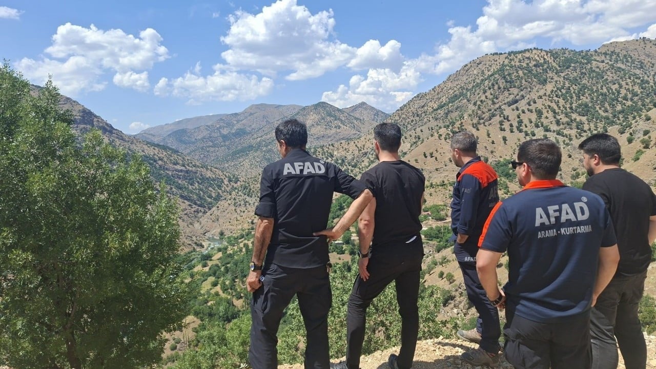 Foto - Sarım Çayı’nda acı bekleyiş! Akıntıya kapılan Vedat Karabulut’u arama çalışmaları 10’uncu gününde!