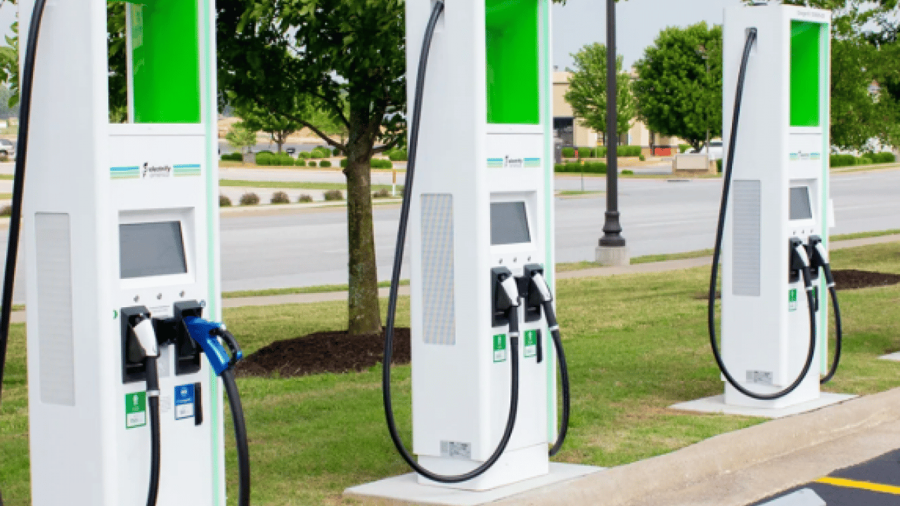 Foto - Şarj istasyonlarında yeni dönem: Bunu yapan daha çok ödeyecek!