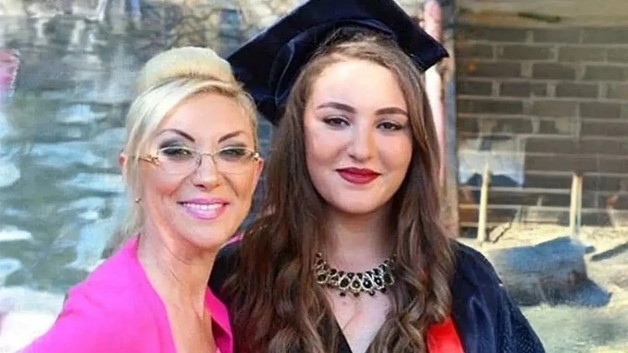 Foto - Şarkıcı Güllü’yü öldüren kızının bilinmeyenleri ortaya çıktı! İşte şok eden gerçekler