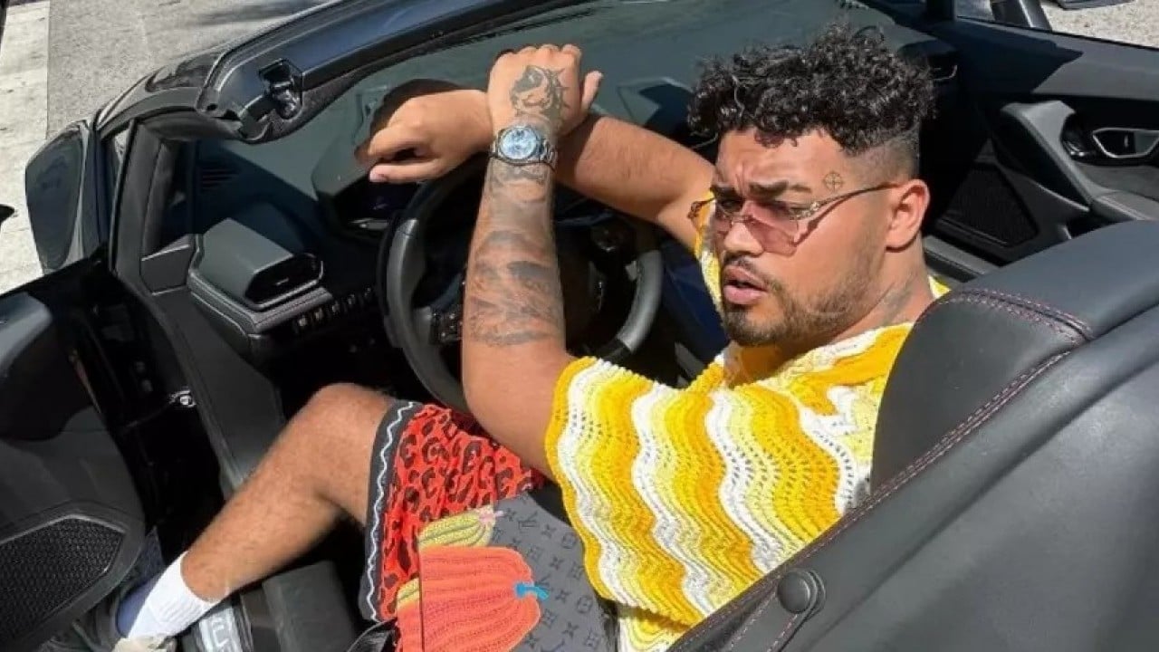 Foto - Şarkılarında havlayan Lvbel C5'ten büyük skandal! AK Parti'den sert tepki 