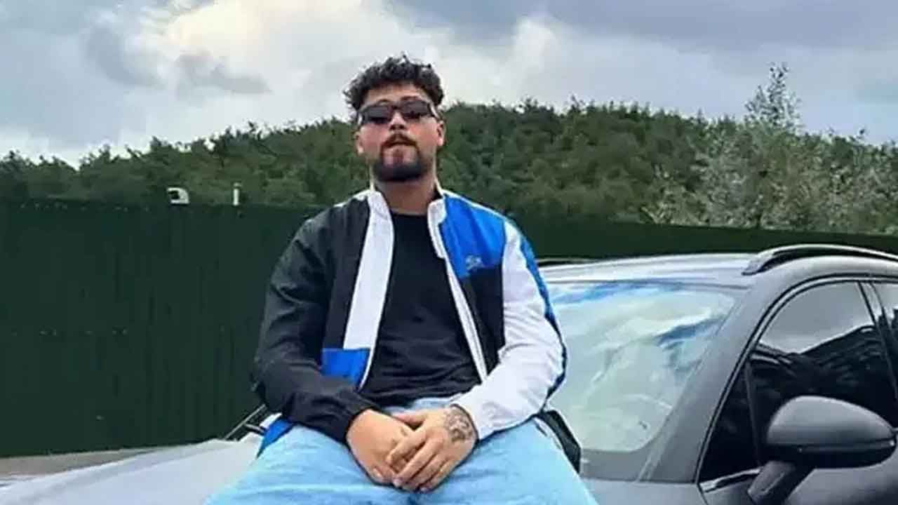 Foto - Şarkılarında havlayan Lvbel C5'ten büyük skandal! AK Parti'den sert tepki 