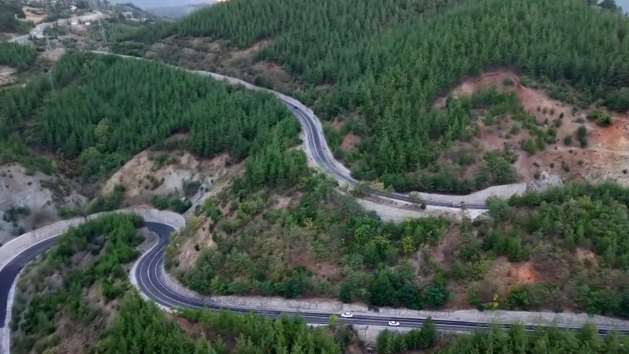 Foto - Şaşırtan manzara! Sular çekilince gizemli yapı ortaya çıktı