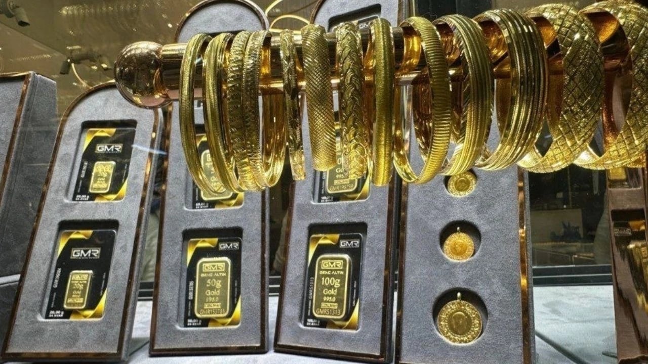 Foto - Savaş, altın ve gümüşü çok fena vurdu! Kapalıçarşı alev alev yanıyor