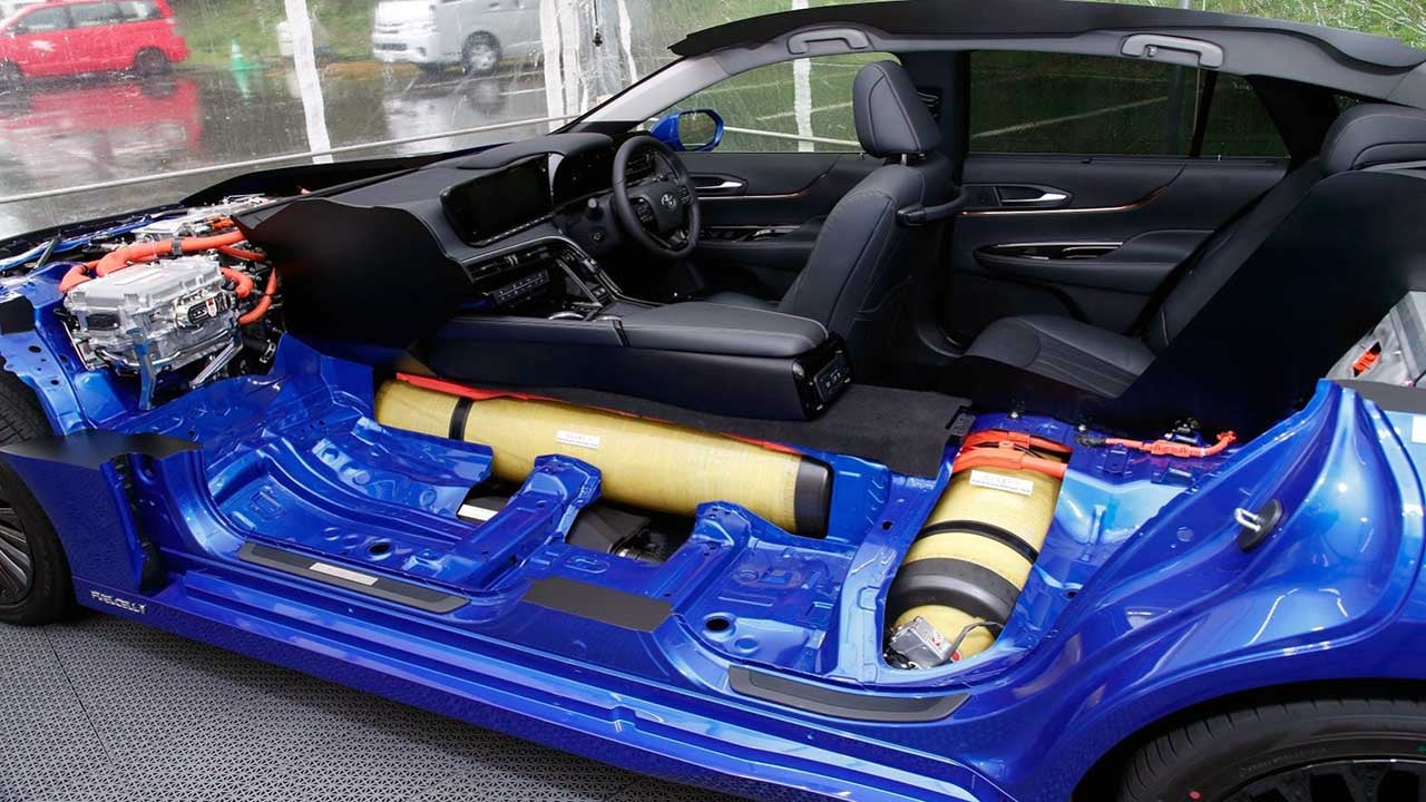 Foto - Savaş bir kez daha haklı çıkardı! Toyota o teknolojiden vazgeçmiyor