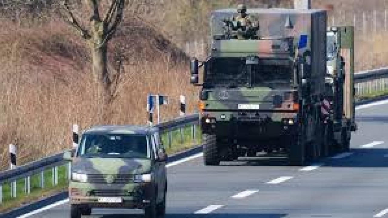 Foto - Savaş korkusu sardı: Ülkenin savunma bakanlığı 200 askeri tesisi apar topar geri alıyor