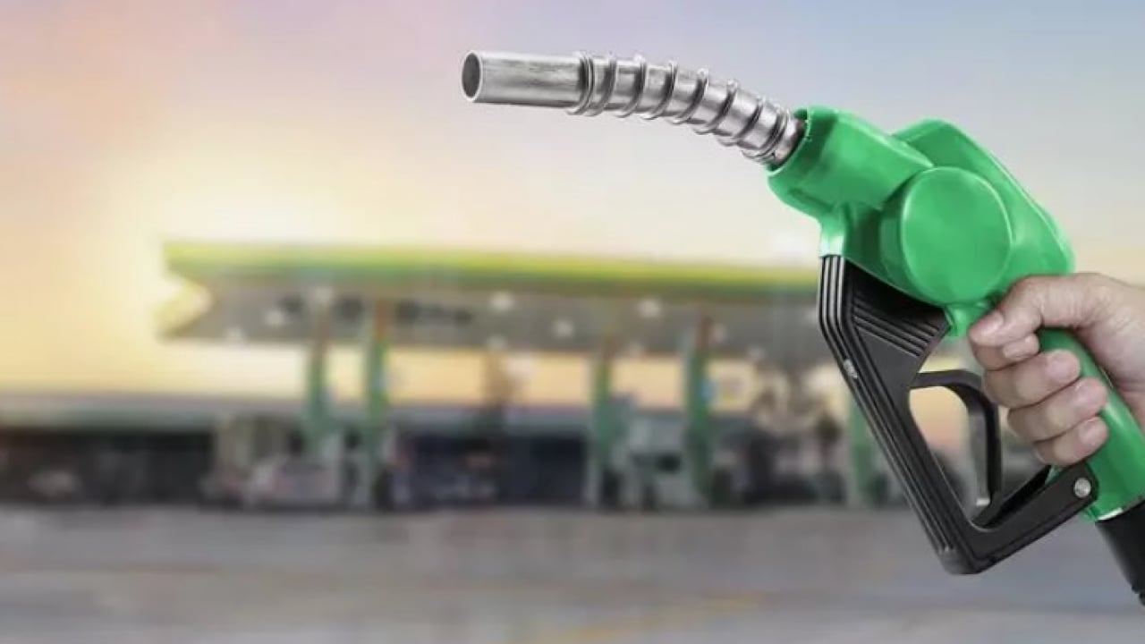 Foto - Savaş petrol fiyatlarını körükleyince olanlar oldu… Akaryakıta tarihin en büyük zammı geliyor
