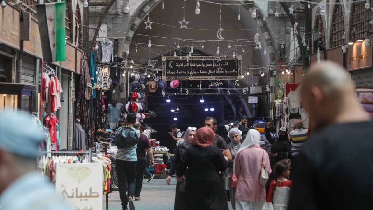 Savaş sırasında ağır hasar görmüştü! Tarihi Osmanlı Kapalı Çarşısı eski günlerine dönüyor