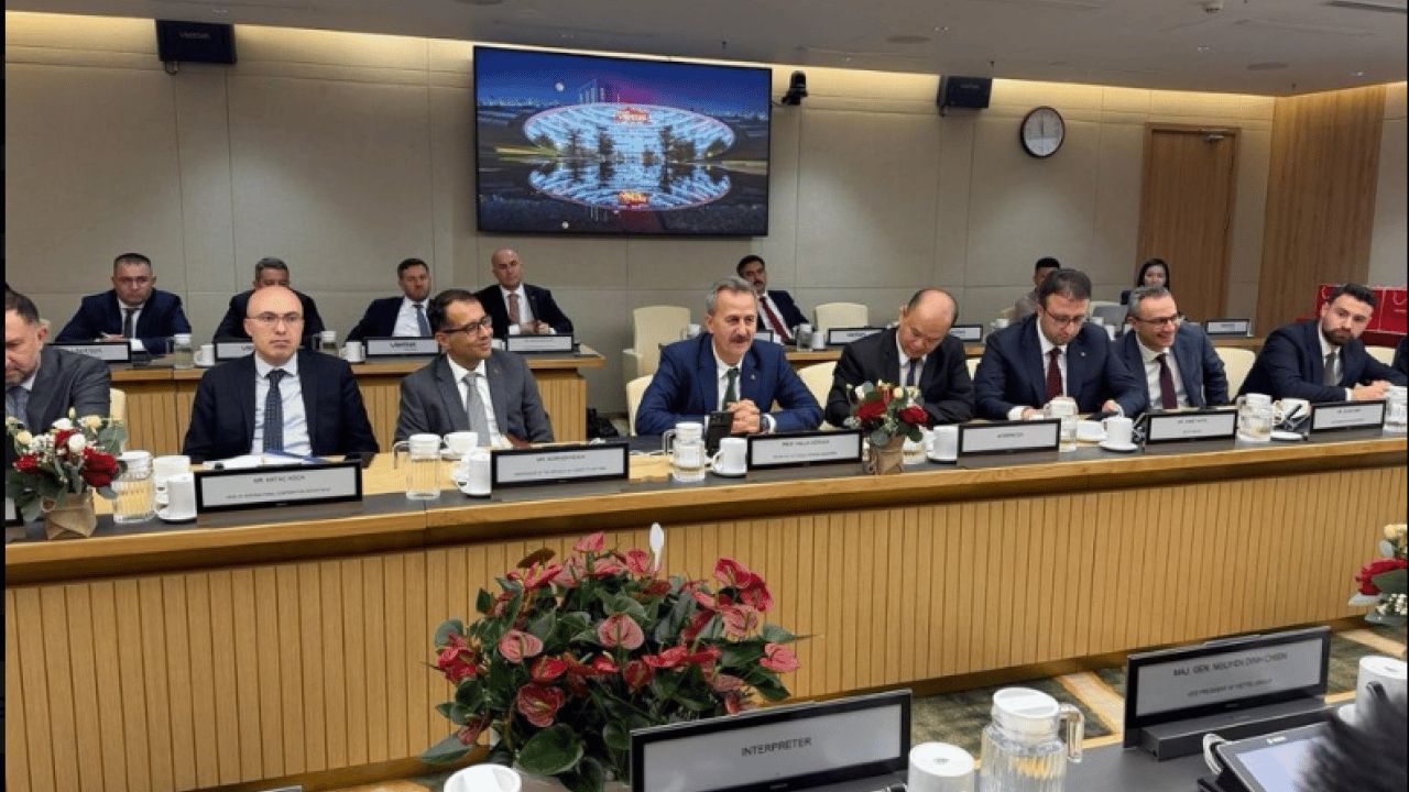 Foto - Savaş uçağı, helikopter, füze ve İHA ihtiyaçları var! 7 bin km ötedeki ülke Türkiye ile anlaşmak istiyor