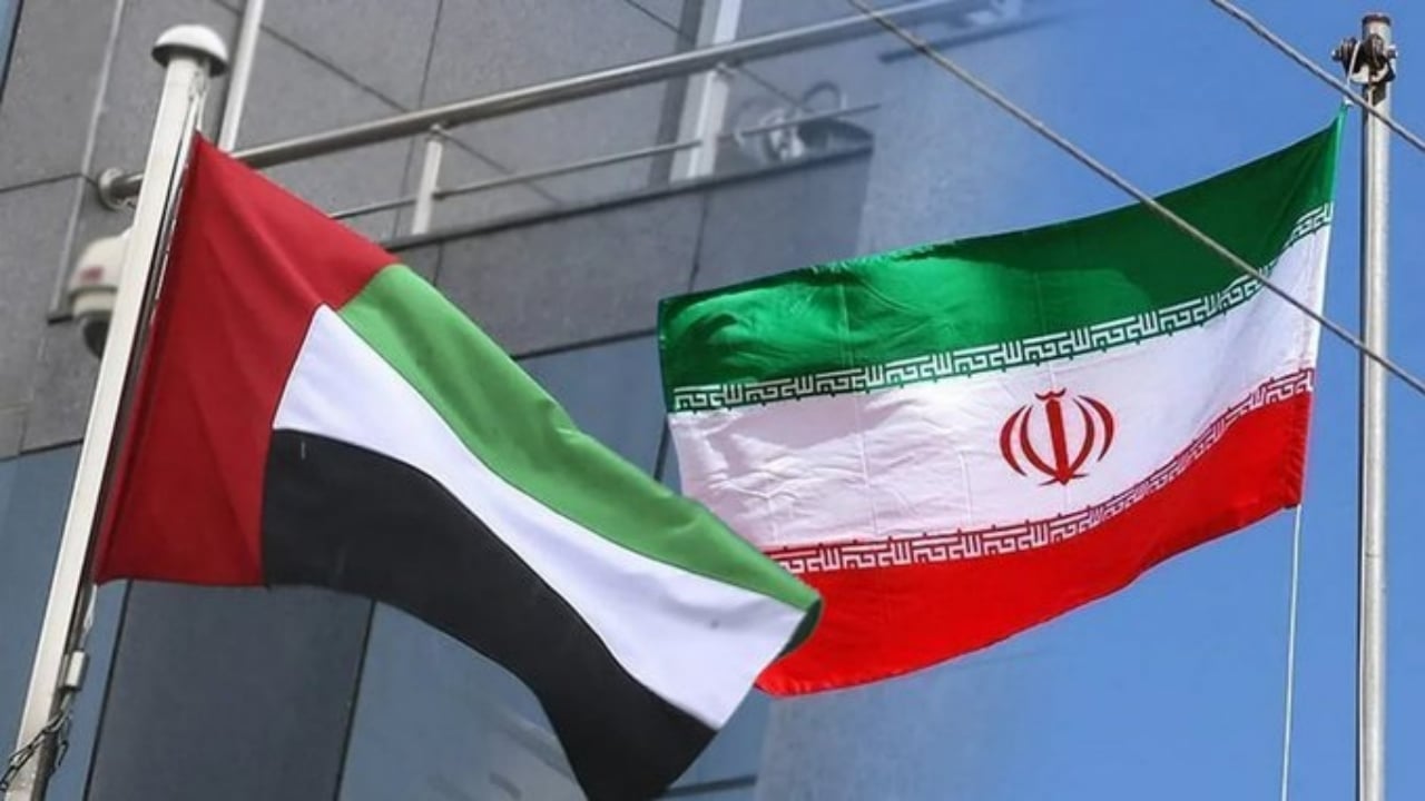 Foto - Savaşın seyrini değiştirecek gelişme! Tepesi atan Müslüman ülke, İran’a ilk kez saldırdı